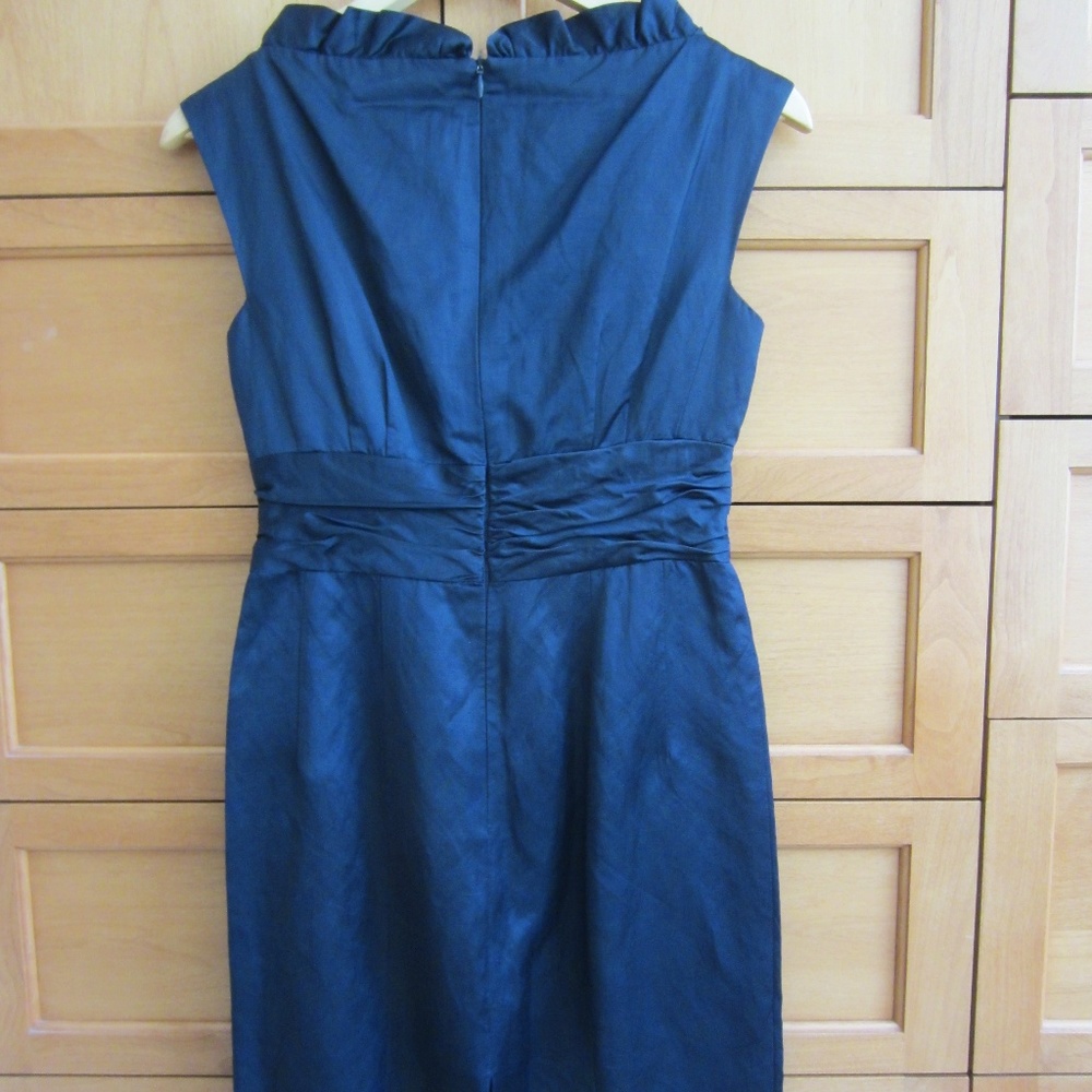 Dress - Picture 2 of 5